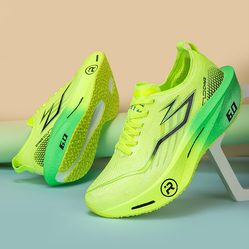 Nuove scarpe sportive da uomo  - Carbon Plate Marathon Racing Shoes recensione e prezzo